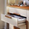 Cómoda Sapateira Bréscia 4 Gavetas e 1 Porta - 100% MDF Branco [Tampo Espaçoso]